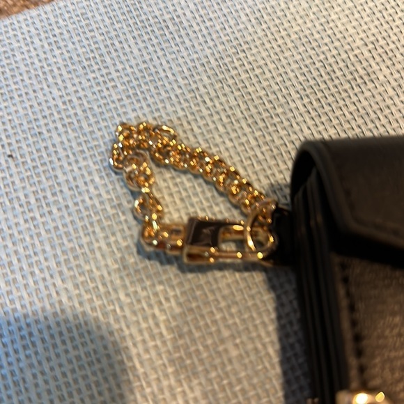 Michael Kors - Picture 3 of 5